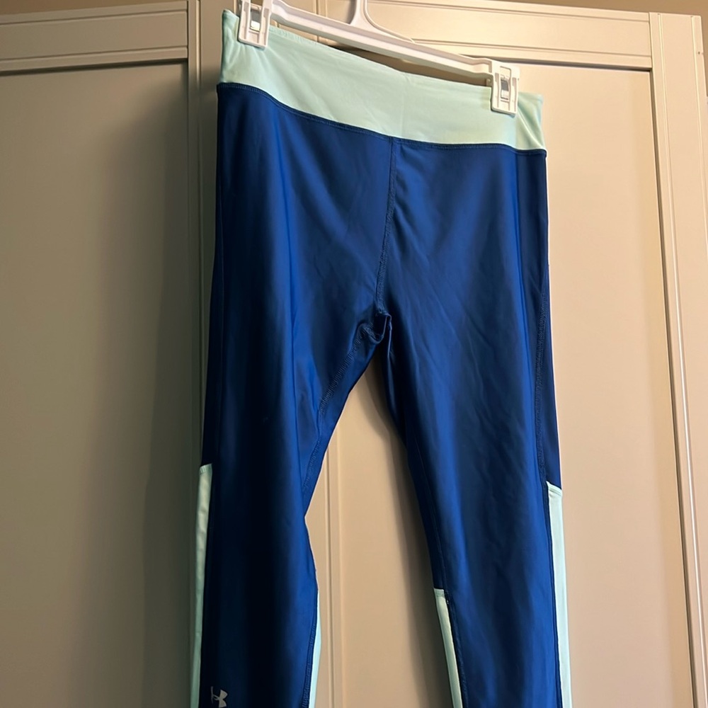 Women’s workout leggings